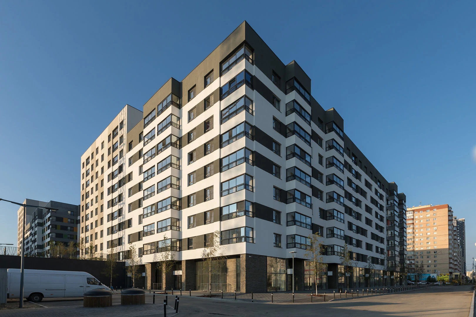 Больше не работает: Yugorskij Trakt Apartments, гостиница, Ханты-Мансийский авто